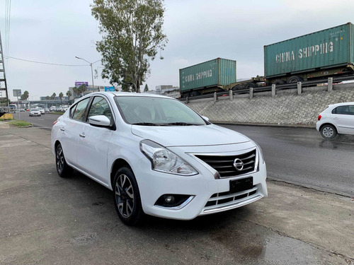 Imagen 1 de 15 de Nissan Versa 2015 1.6 Exclusive Navi At