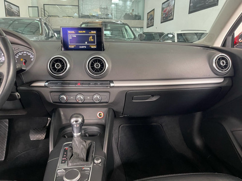 Audi A3 Sedan 1.4 Tfsi Ambiente Flex Tiptronic 4p