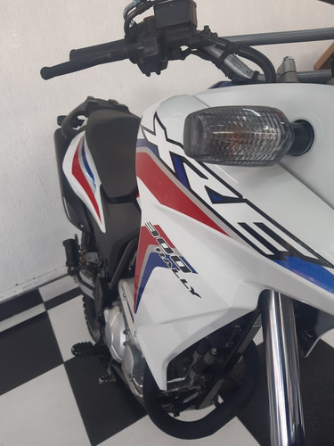 Honda Xre 300