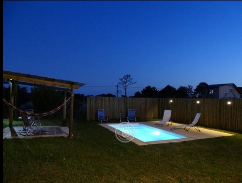 Imagen 16 de 26 de Hermosa Casa Punta Del Diablo Piscina Climatizada!