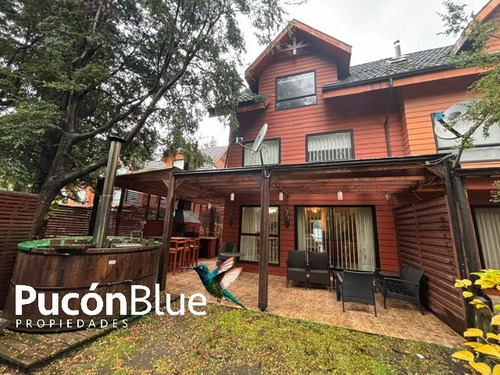 Excelente Casa Tipo Townhouse De 3 Pisos. 5d-4b.