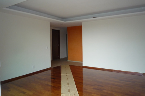 Departamento 3 Recamaras, 3 Baños Completos, 1 Estacionamiento Renta