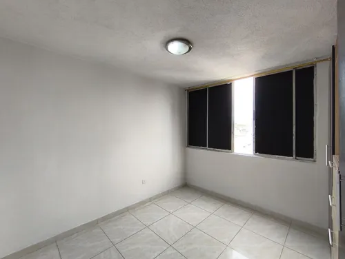 Apartamento En Arriendo En Prados Del Norte. Cod A30781