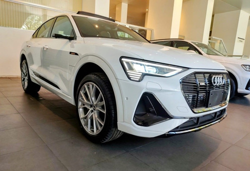 Imagen 16 de 25 de Audi Q8 2023 Nuevo Etron E-tron Sportback Q7 Rsq8 2022 0km