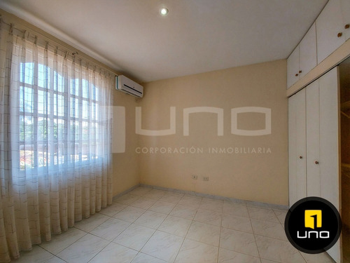 Imagen 12 de 22 de Av. Claracuta, Alemana Entre 6to Y 7mo Anillo Linda Casa En Venta