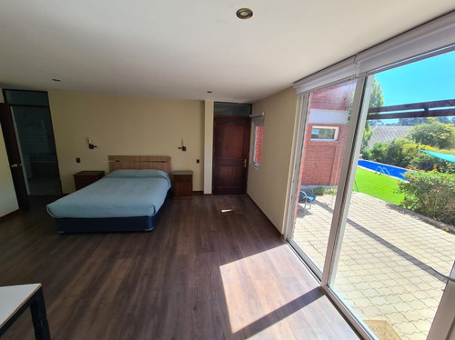 Comoda Gran Sitio 700 M2, Piscina, 3d 2b 2e Amplia Logia