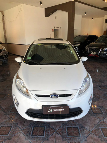 Ford Fiesta Kinetic Design 1.6 Design 120cv Titanium 2012