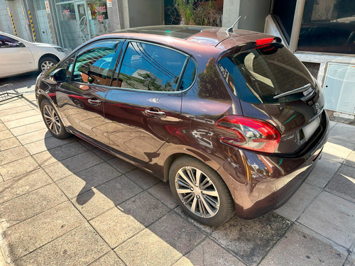 Peugeot 208 1.6 In Concert