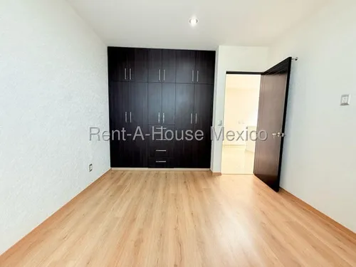 Casa En Renta En Zakia Querétaro. Sr