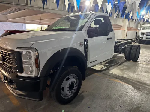 Ford F 550 2024 6.7 Super Duty Aut Credito