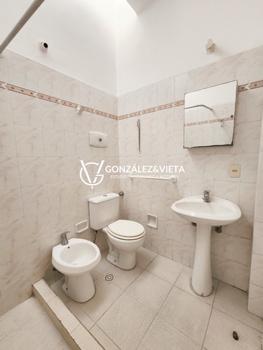 Apartamento De Un Dormitprio Sobre Bv. José Batlle Y Ordóñez, La Blanqueada