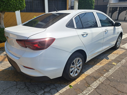 Chevrolet Onix 1.0t Ls Mt