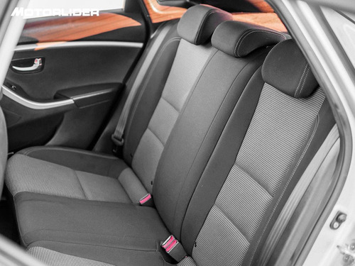 Imagen 11 de 15 de Hyundai I30 1.6 Gl Extra Full| Permuta / Financia