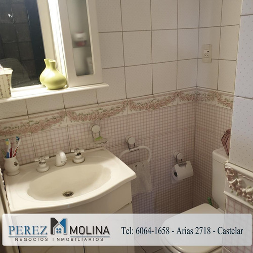 Venta De Chalet De 5 Ambientes En Castelar Sur