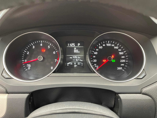 Imagen 9 de 12 de Volkswagen Jetta 2016 2.5 Comfortline At