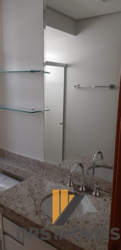 Imagem 12 de 16 de Apartamento Padrão Com 3 Quartos - Ap584-v