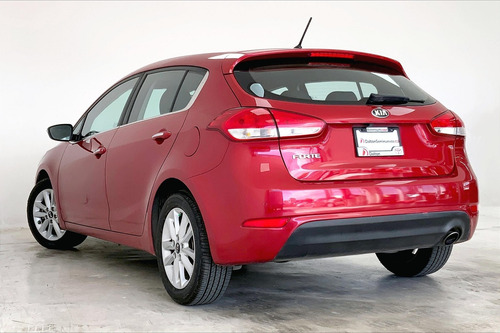 Imagen 11 de 25 de Kia Forte Hatchback 5 Pts Ex, Tm6, A/ac, Ra-16