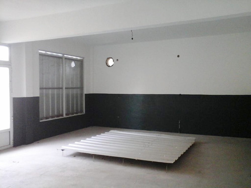 Imagen 4 de 7 de Venta Mar Del Tuyu Local En La Costa 4 E/ 70 Y 71