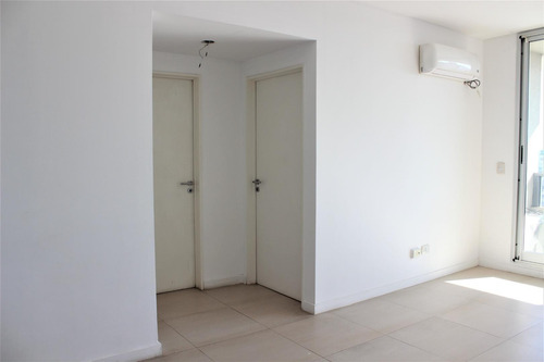 Imagen 9 de 30 de Departamento Con Cochera. Muy Luminoso Y Amenities