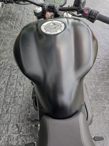 Imagen 17 de 25 de Ducati Monster 821 - No Yamaha Mt09, No Kawasaki Z900!