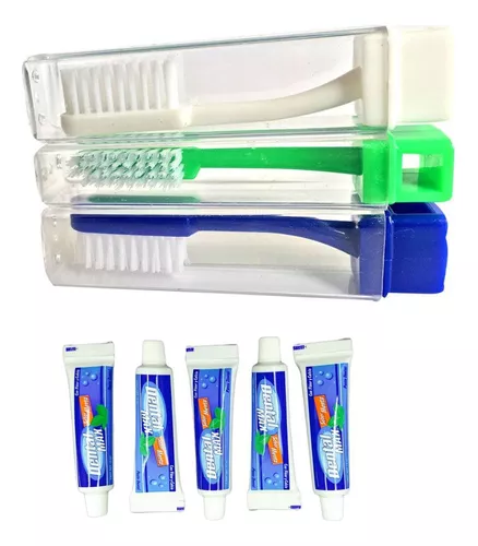 Kit de Viaje Infantil Dálmatas. Incluye cepillo y pasta de dientes.