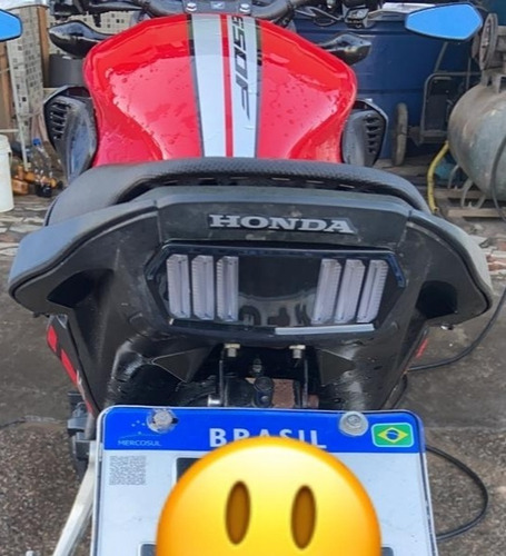 Lanterna Honda Cb650f Cbr650f Led Pisca Integrado Cb Cbr 650