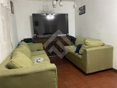 Venta Casa Pedro Aguirre Cerda,3 Dormitorios,2 Baños Estacio