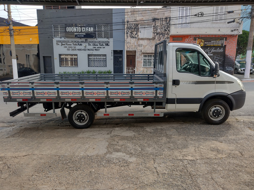 Iveco Daily 35s14 2018 Unico Dono Raro Estado De Conservação