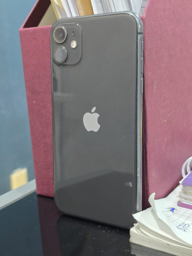 iPhone 11 (Usado)