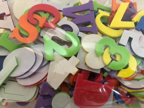 Imagen 5 de 5 de 168 Letras + Numeros De Goma Eva Autoadhesivas Kreker