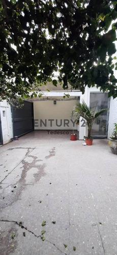 Imagen 2 de 18 de 116 Entre 71 Y 72. Casa De 2 Dormitorios En Venta. La Plata.-