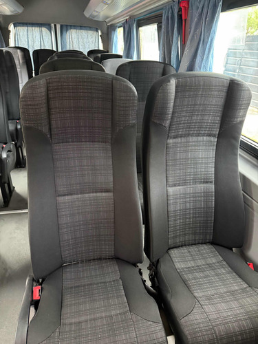 Traslados De Pasajeros En Minibús De 19 Sprinter