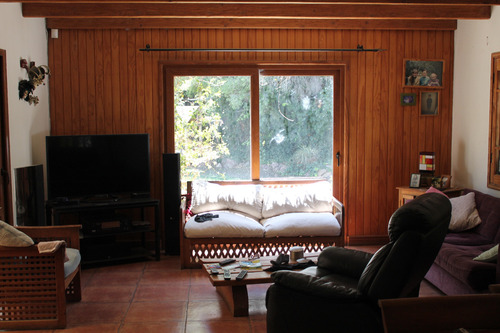 Hermosa Casa En Parcela Cercana Centro De Colina