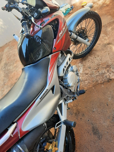 Imagem 4 de 4 de Nx 400 2008