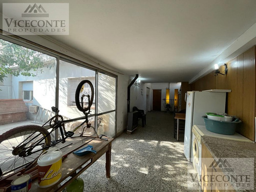 Casa 135 M2 Calle Rojas Nº 576 E/ Almafuerte Y Jose Hernandez, Brandsen.