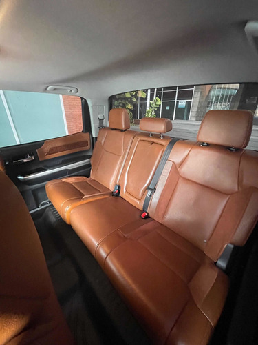Imagen 8 de 10 de Toyota Tundra 1794