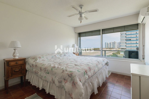Imagen 17 de 21 de Departamento De 4 Dormitorios Primera Linea Playa Brava - Tiburon