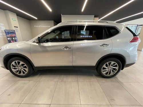 Nissan X-Trail 2.5 Exclusive 2 Row Cvt