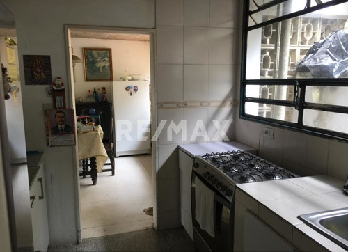 Imagen 12 de 29 de Venta De Casa-quinta En Lomas De Club Hipico Baruta Quinta Las Soto