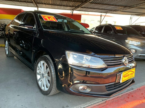Imagem 2 de 15 de Volkswagen Jetta 2.0 Comfortline Flex 4p Automática