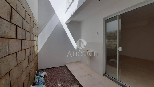 Imagem 20 de 30 de Sobrado Com 2 Dormitórios À Venda, 105 M² Por R$ 230.000,00 - Potecas - São José/sc - So0020