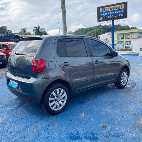 Imagem 4 de 10 de Volkswagen Fox 1.6 Gii 2013