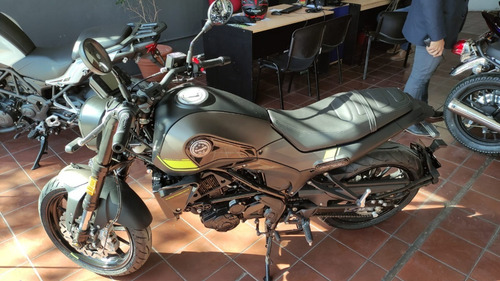 Imagen 4 de 18 de Benelli Leoncino 250cc