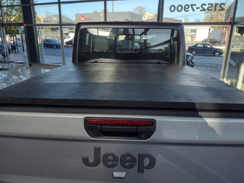 Imagen 6 de 15 de Jeep Gladiator Rubicon 3,6l 4x4 At8 Fisica My21 Lop