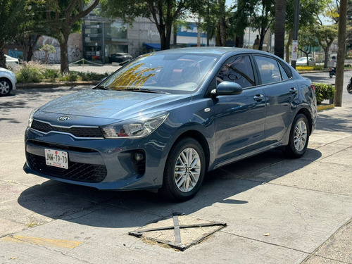 Kia Rio Hb Lx L4 1.6l 121hp Mt 2018