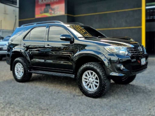 Imagen 6 de 10 de Toyota Fortuner 4x4 - Automatica