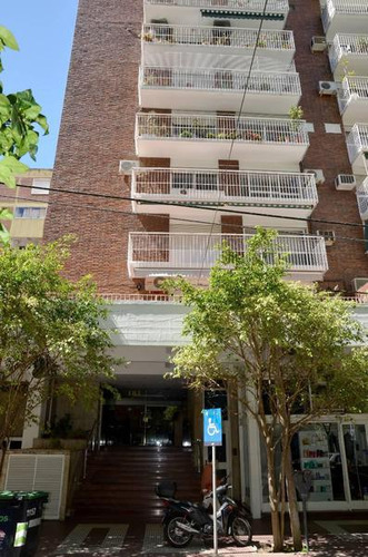 Departamento Refaccionado En Martinez 3 Dormitorios Y Cochera Cub