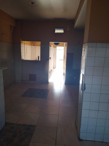 Imagen 9 de 13 de Local En Alquiler En Ramos Mejia Sur