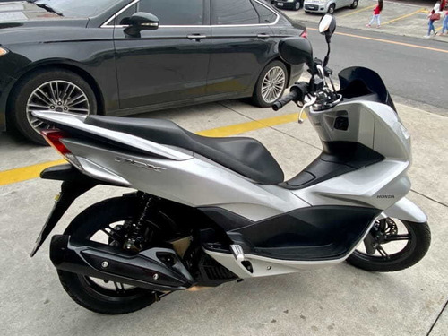 Imagem 5 de 10 de Honda Pcx 150