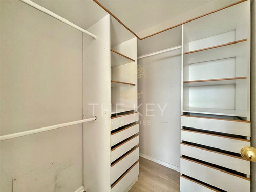 Departamento En Venta De 3 Dormitorios - Colón, Las Condes